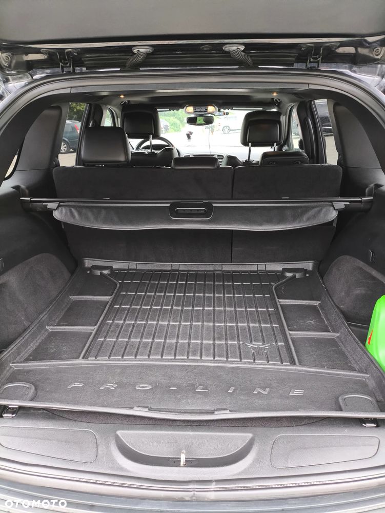 Jeep Grand Cherokee - 13
