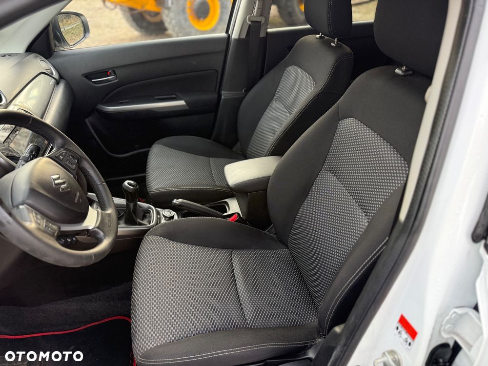 Suzuki Vitara 1.0 Boosterjet Allgrip Comfort - 14