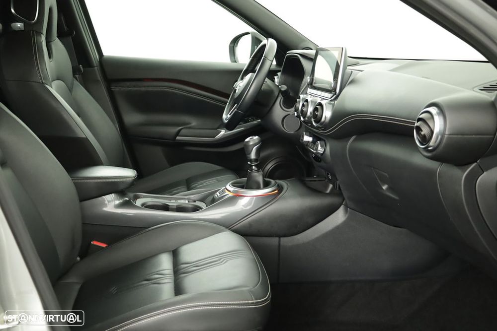 Nissan Juke 1.0 DIG-T Tekna - 21