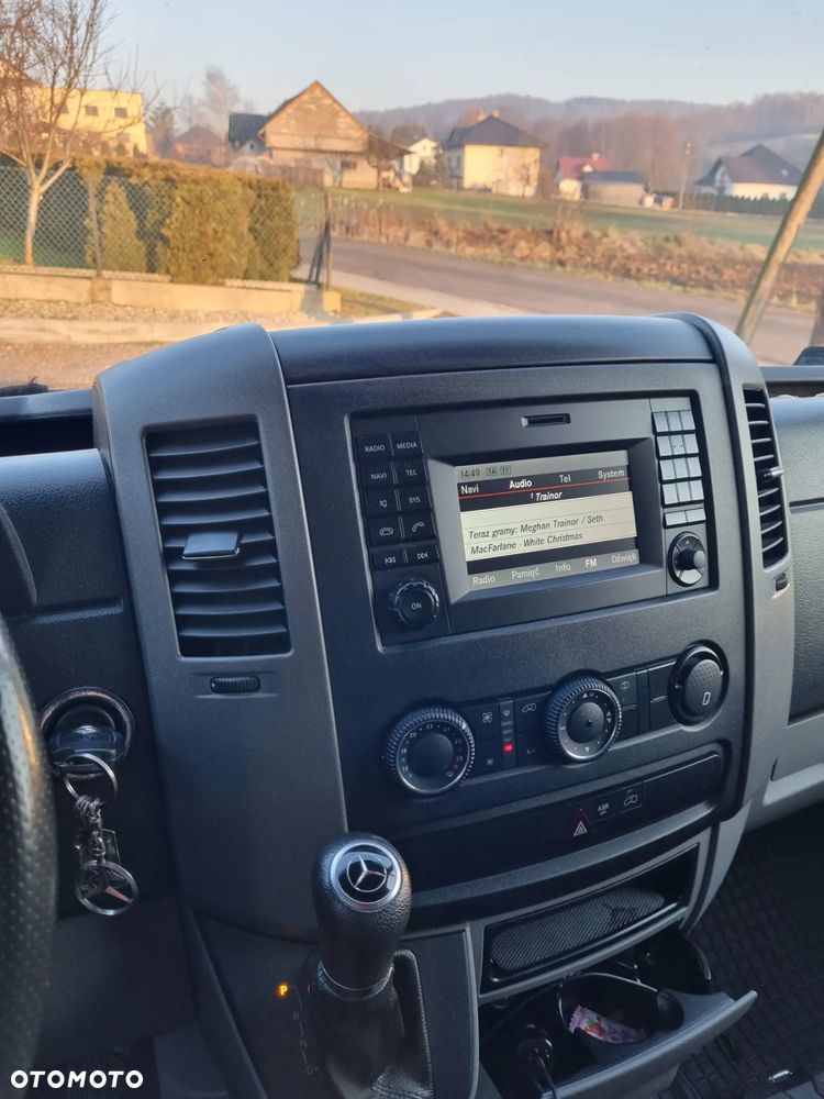 Mercedes-Benz Sprinter - 9