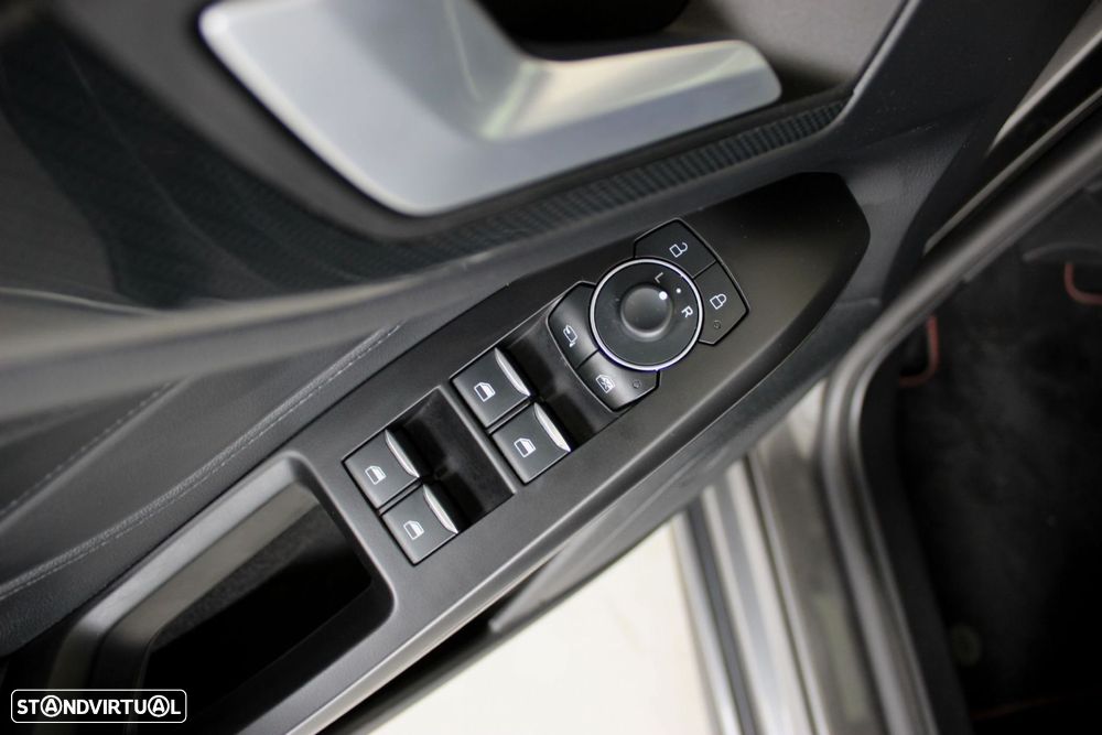 Ford Focus SW 1.0 EcoBoost MHEV ST-Line X Aut. - 17
