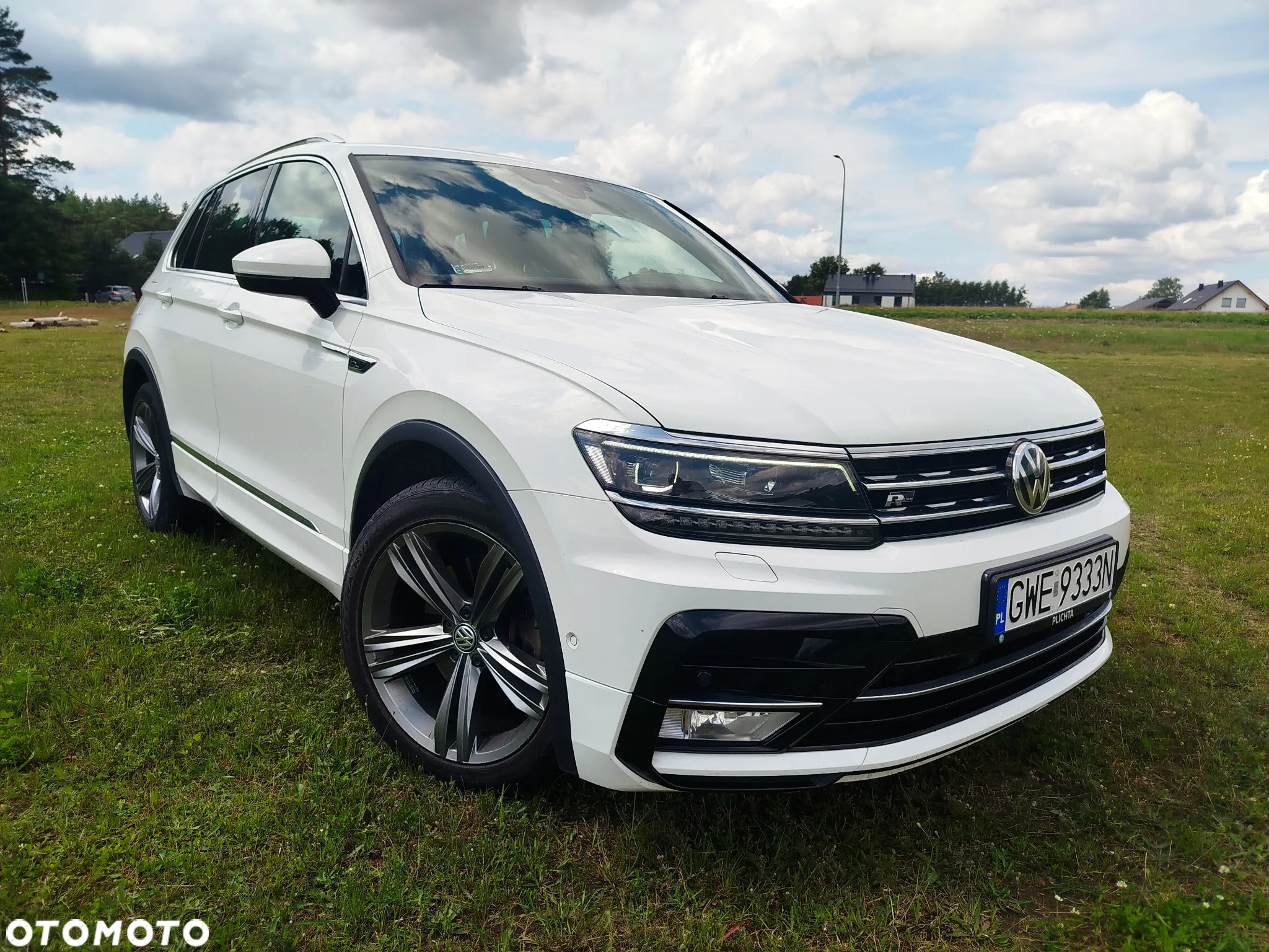 Volkswagen Tiguan - 2