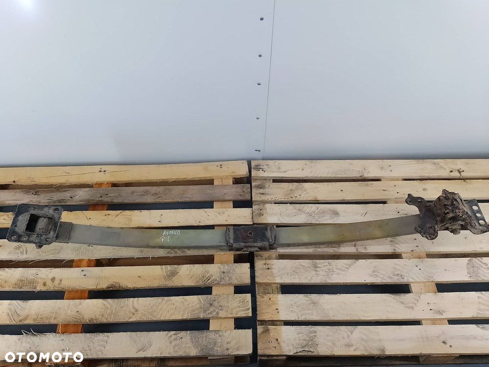 RESOR TYŁ OPEL MOVANO 2.5 TDCI - 1