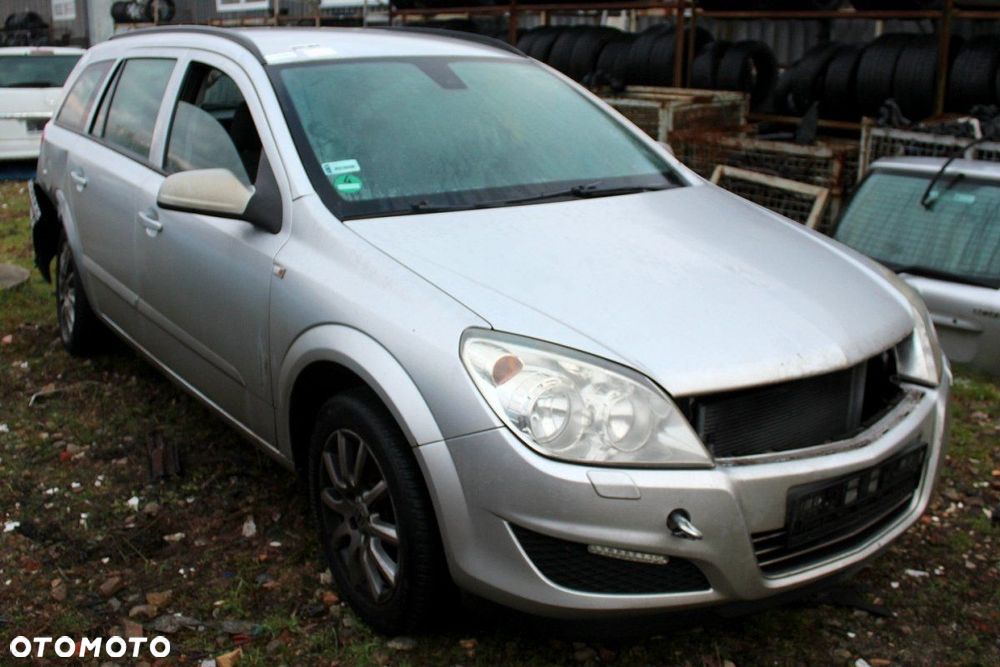 Opel Astra H 2008 1.8i Z18XER Kombi (MASKA, ZDERZAK, LAMPA, BŁOTNIK, DRZWI, SZYBA, FOTEL) - 2