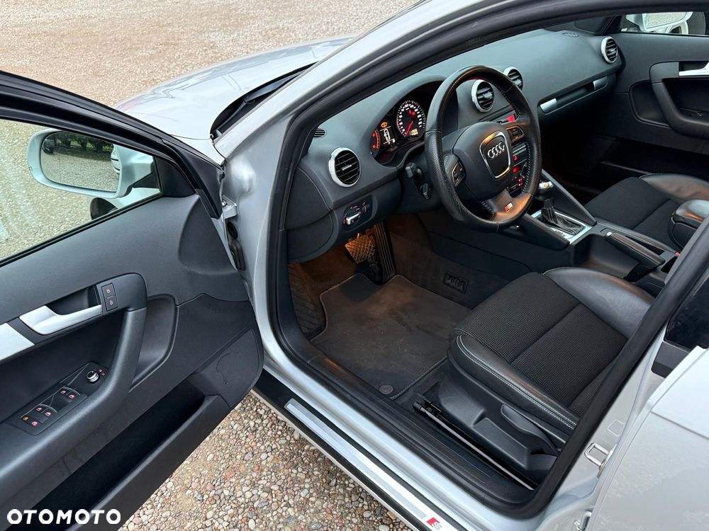 Audi A3 Sportback - 15