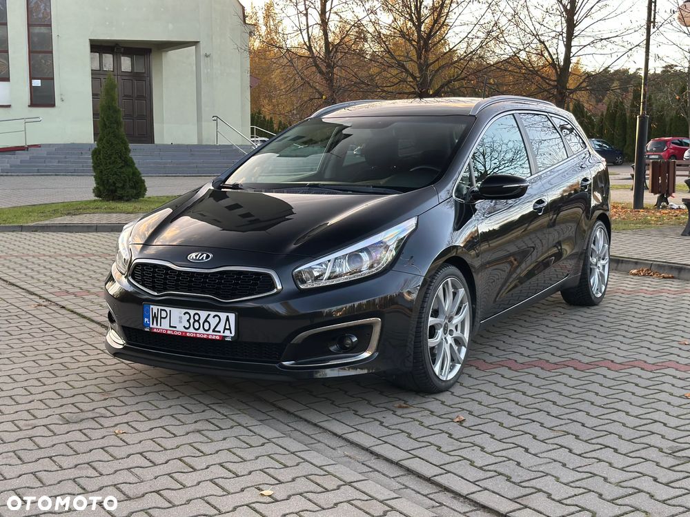 Kia Ceed 1.6 GDI SW UEFA EURO 2016 - 9