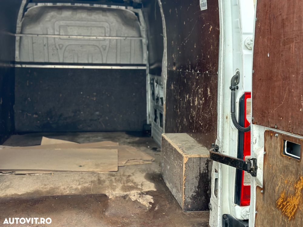Renault Master - 10