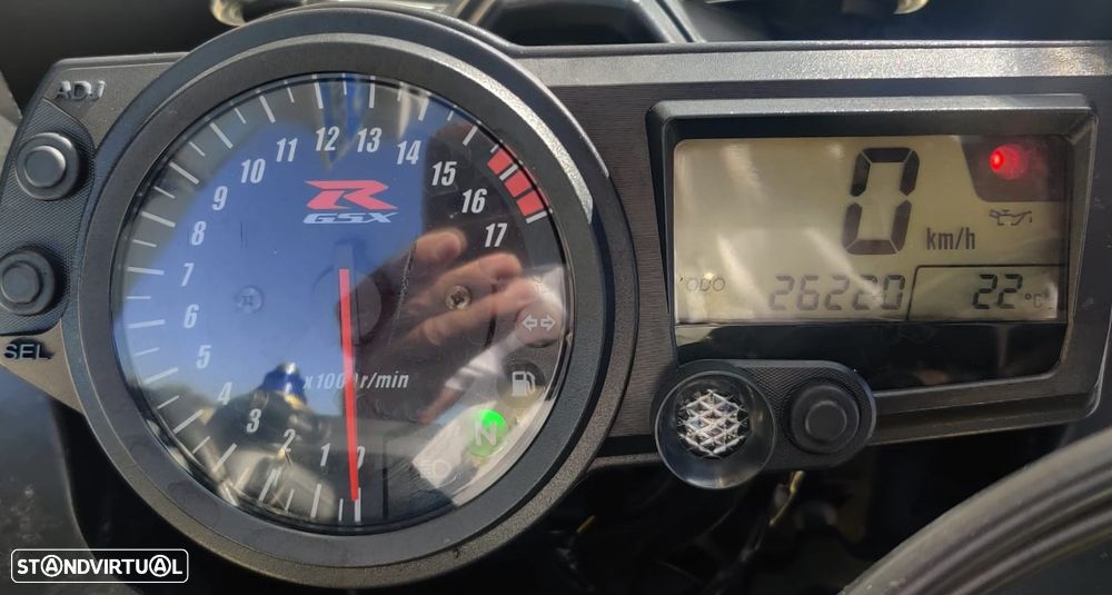 Suzuki GSX-R 600 - 12
