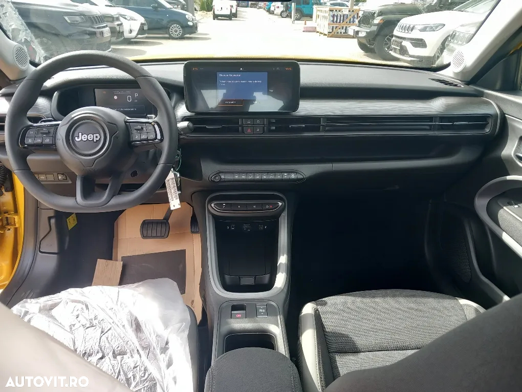 Jeep Avenger 1.2 AT6 Turbo MHEV Longitude - 10