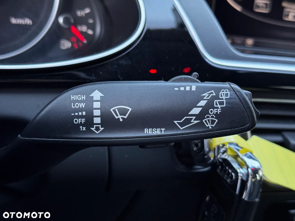 Audi A4 Avant 2.0 TDI S tronic quattro - 22