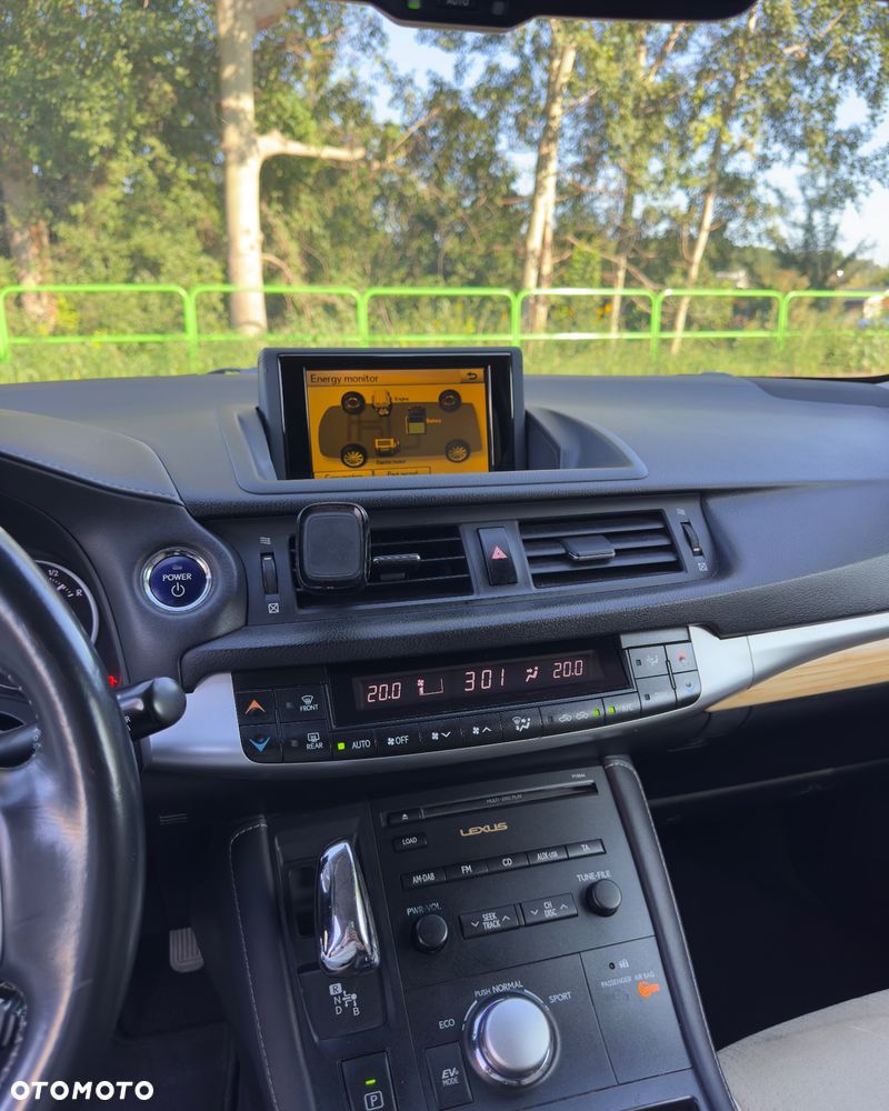 Lexus CT 200h Classic - 18