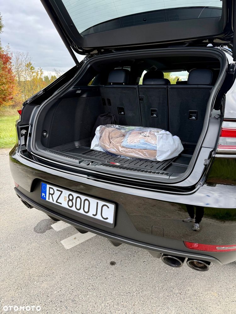 Porsche Macan - 36