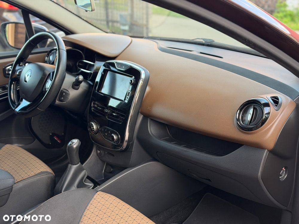 Renault Clio 1.2 16V Intens - 18