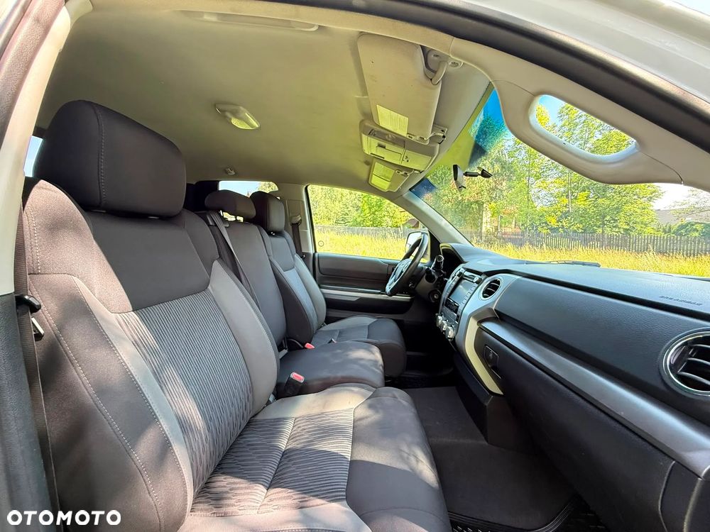 Toyota Tundra 5.7 4x4 Double Cab LB SR5 - 26