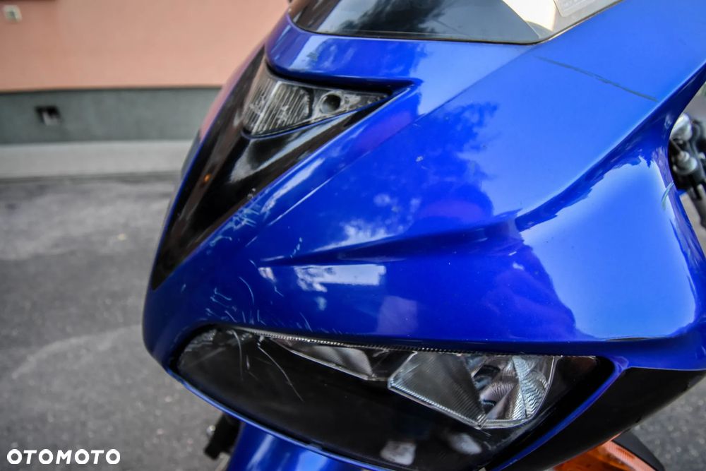 Honda CBR - 6