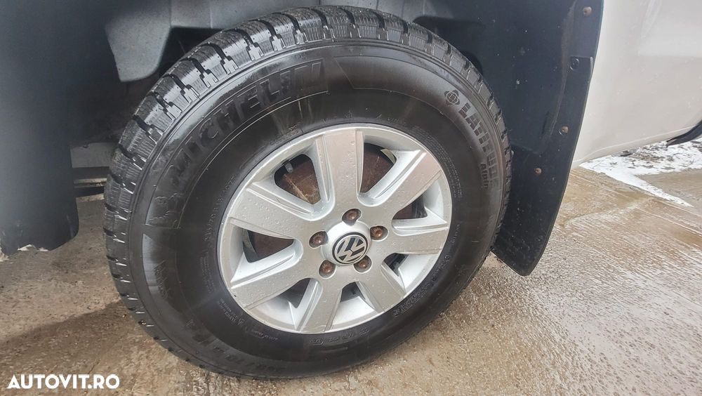 Volkswagen Amarok 2.0 TDI 4x4 Cabina Dubla - 9