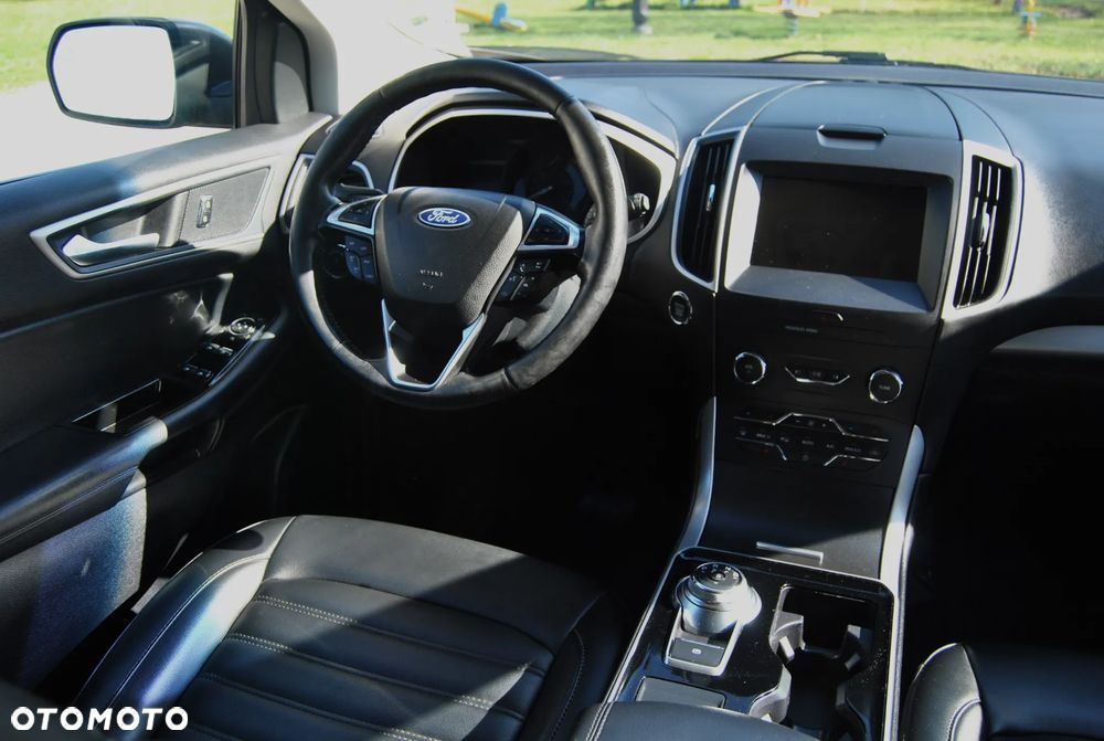 Ford Edge - 11