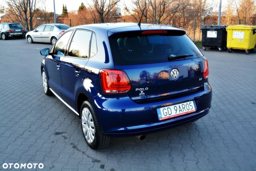 Volkswagen Polo 1.4 MATCH - 18