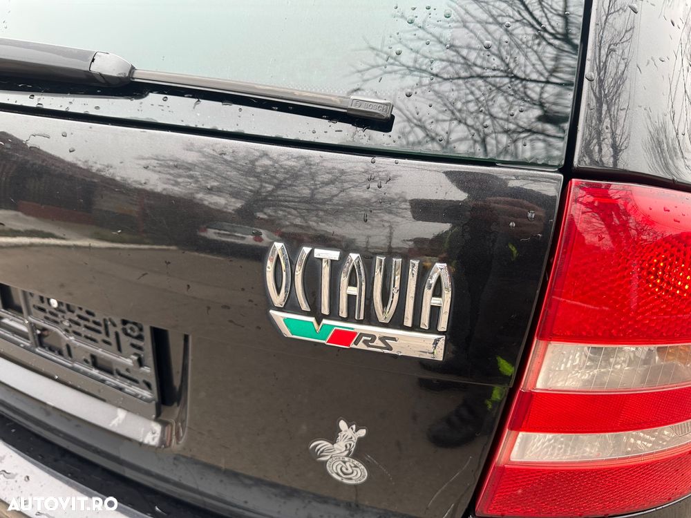 Skoda Octavia Combi 2.0 TDI CR DPF RS - 5