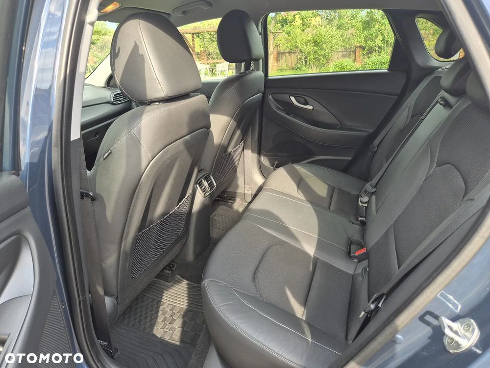 Hyundai i30 1.4 T-GDI Premiere Luxury - 21