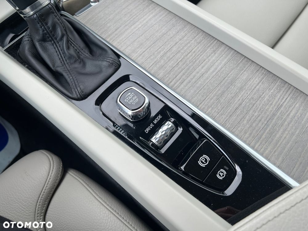 Volvo XC 60 T5 AWD Geartronic Inscription - 20