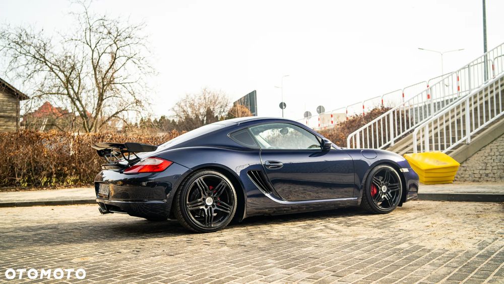 Porsche 718 Cayman - 23