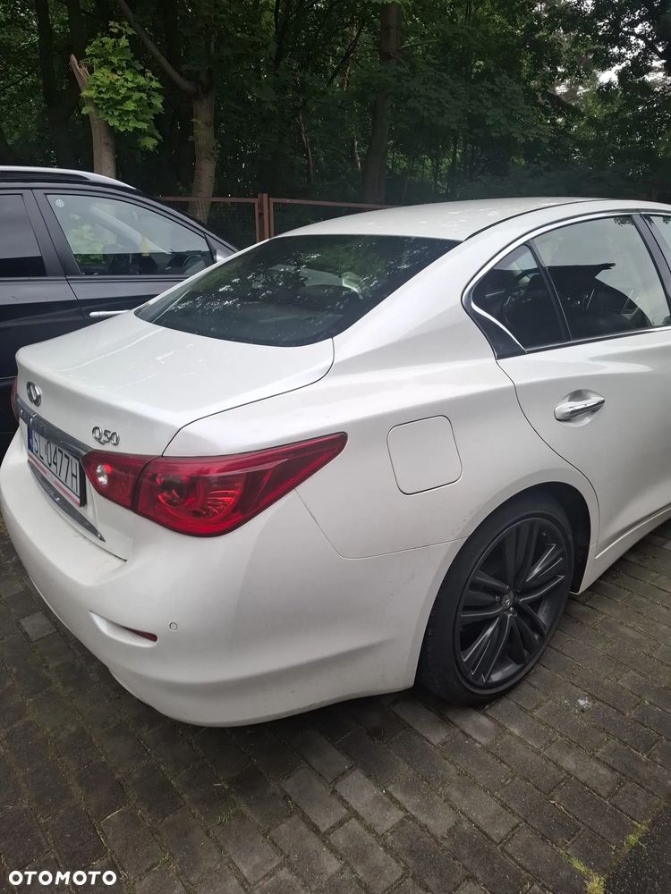 Infiniti Q50 2.0t Premium Sound Studio by Bose - 4