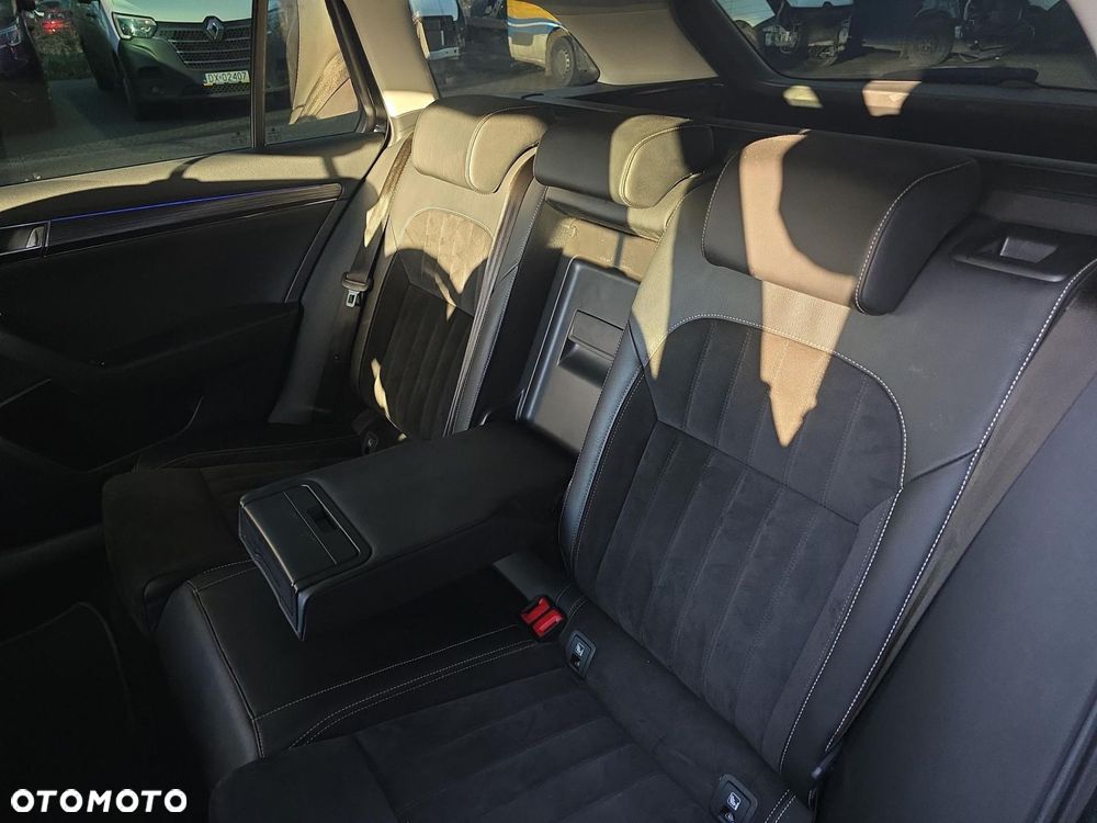 Skoda Superb 2.0 TDI SCR Style DSG - 11