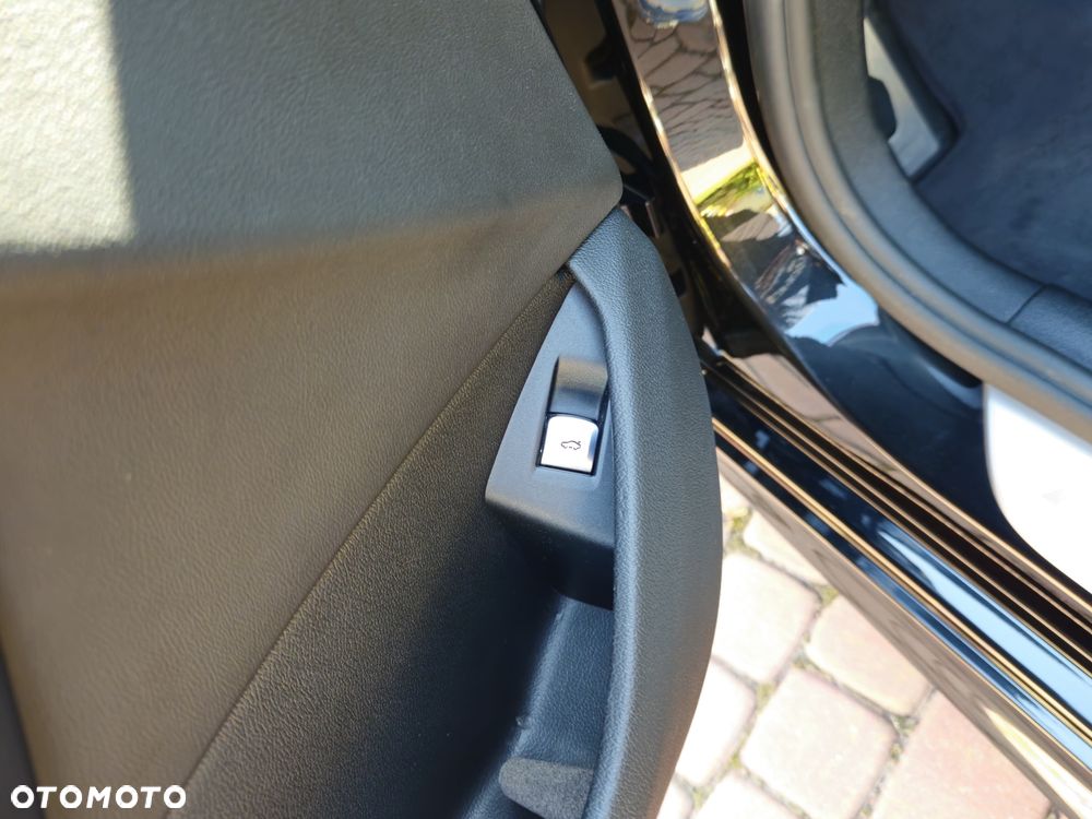 BMW Seria 8 840d xDrive - 39