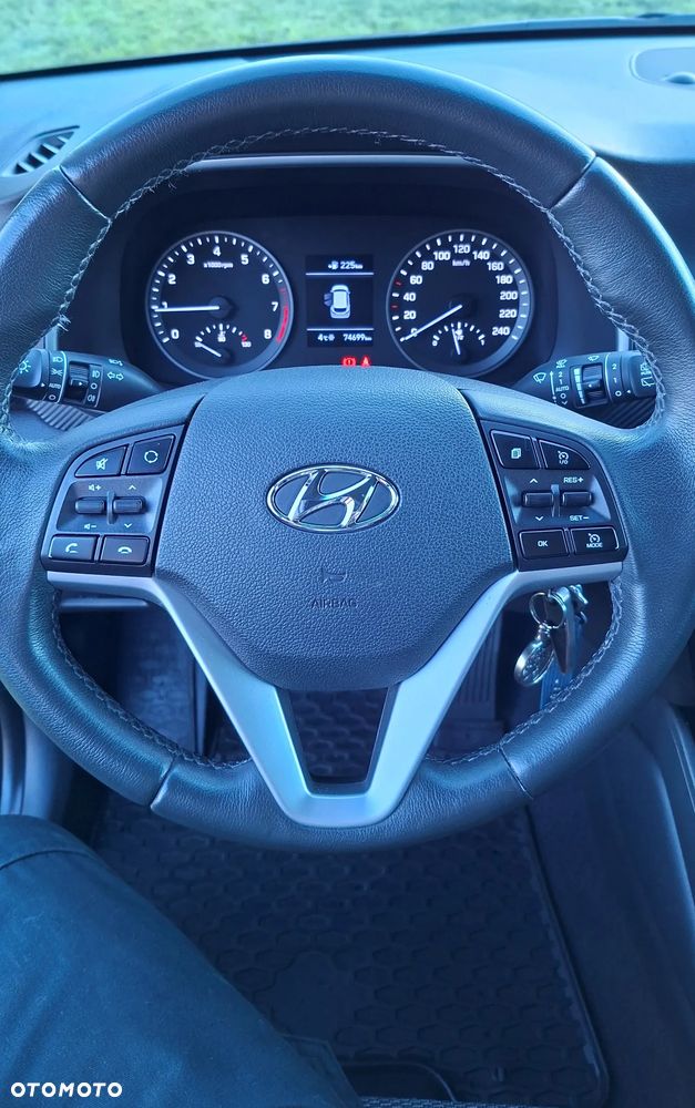 Hyundai Tucson 1.6 GDI BlueDrive Comfort 2WD - 9