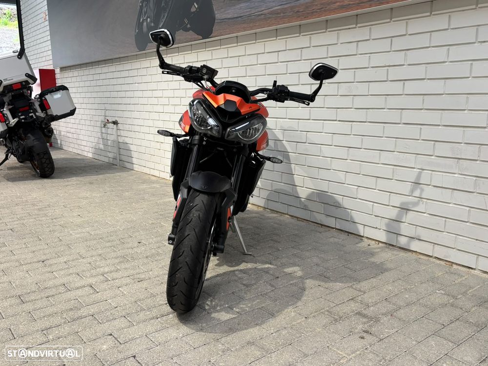 Triumph Street Triple 765 R - 6