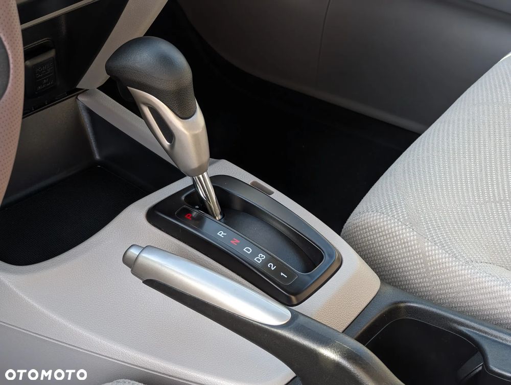 Honda Civic 1.8 Executive i-SHIFT - 32