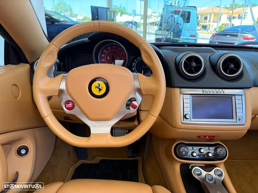 Ferrari California - 13
