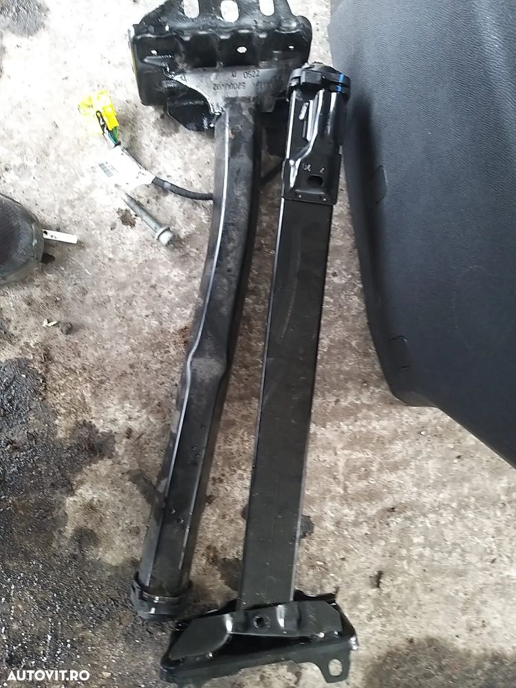 Suport Bara Fata 300/buc cod: 52000W02 pentru Peugeot 3008 Gt Line din 2023, 2.0 HDI, 1.6 THP - 1