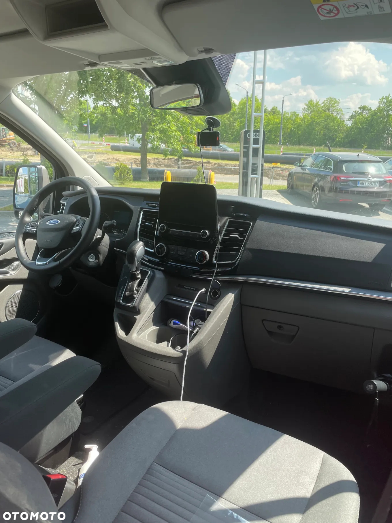 Ford Tourneo Custom 2.0 TDCi L2 Titanium SelectShift - 9