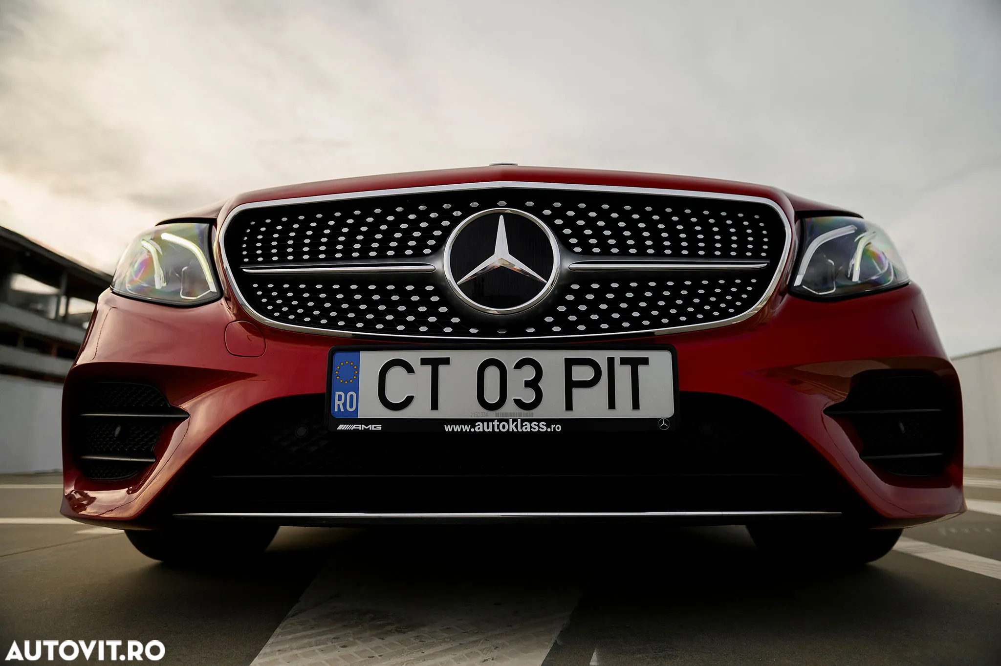 Mercedes-Benz E 220 d Coupe 9G-TRONIC AMG Line - 2