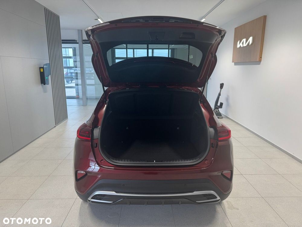 Kia XCeed - 8