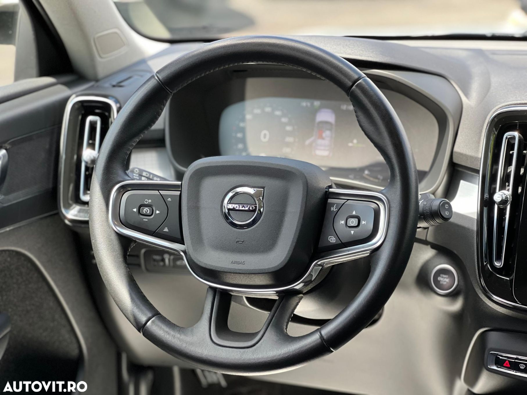 Volvo XC 40 T4 Recharge DKG Core - 18