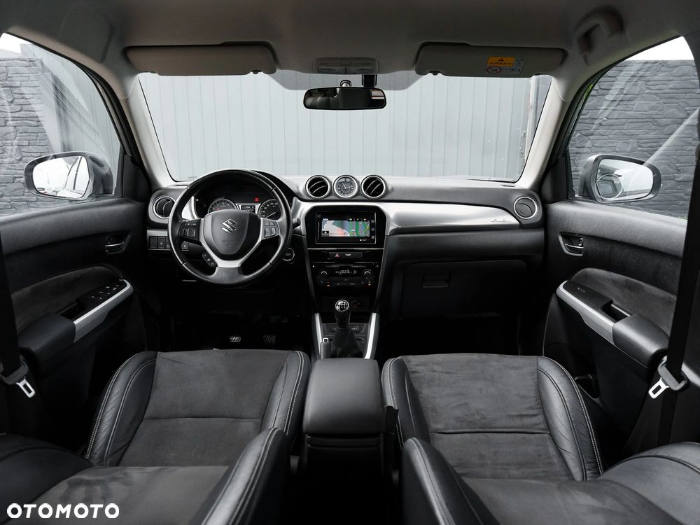 Suzuki Vitara 1.6 Premium 4WD - 18