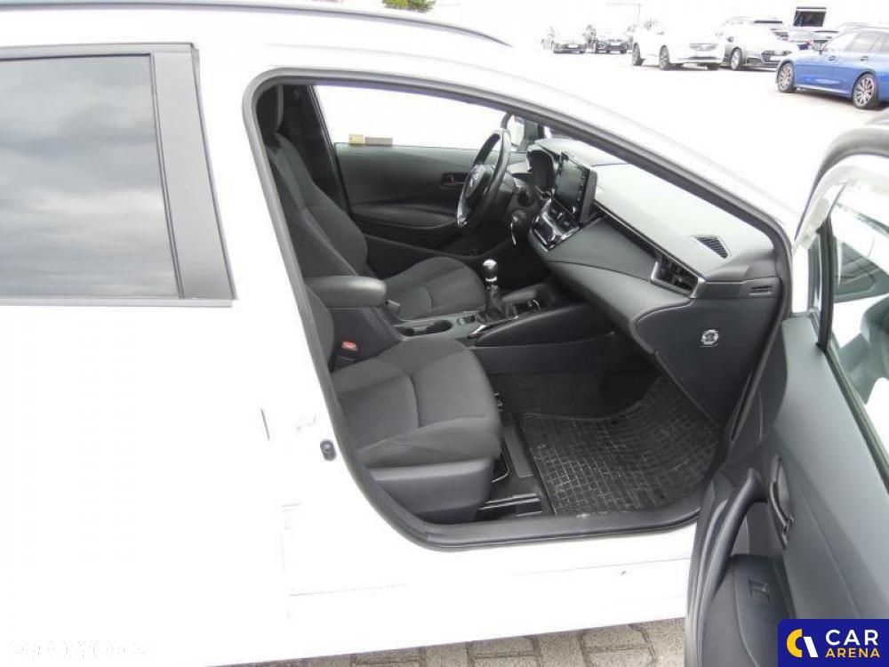 Toyota Corolla 1.2 T Active - 28