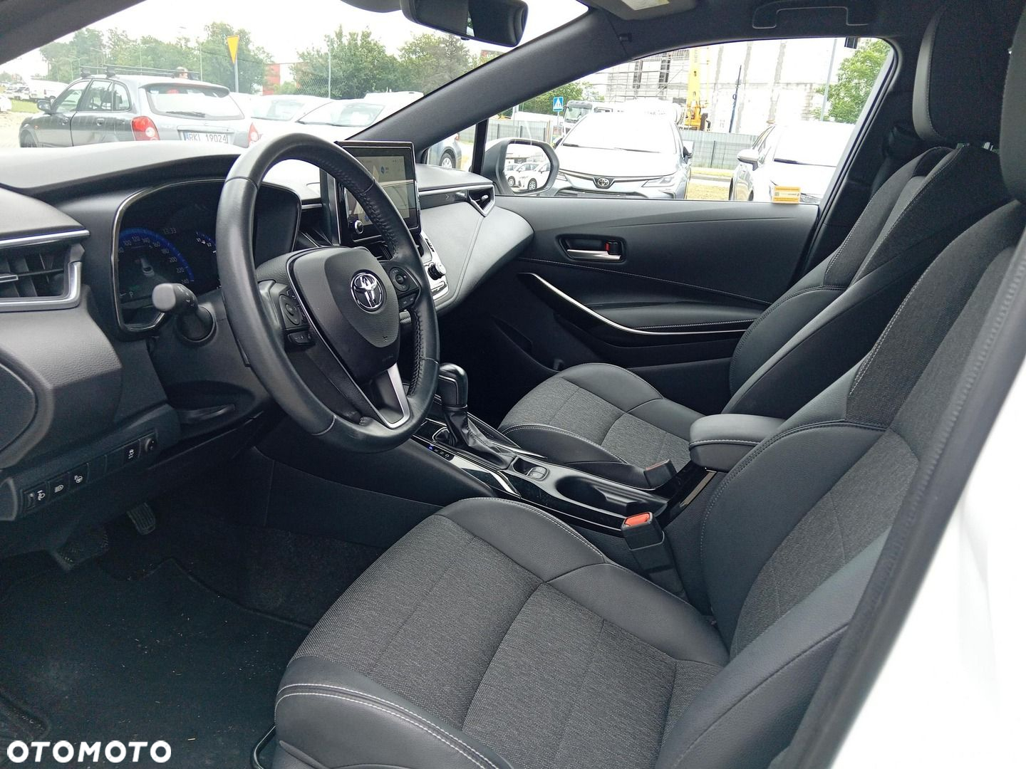 Toyota Corolla - 14