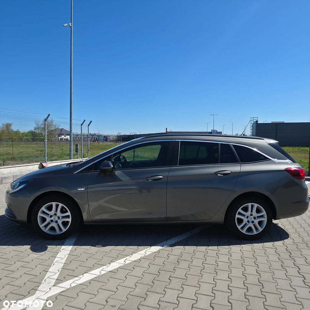 Opel Astra - 4