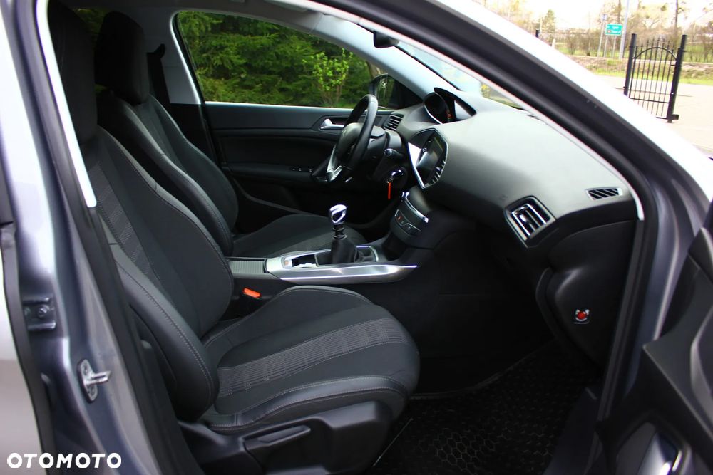 Peugeot 308 BlueHDi FAP 130 Stop & Start Allure - 39