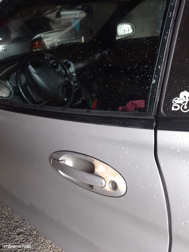 Hyundai Coupe 1.6 16V FX - 5