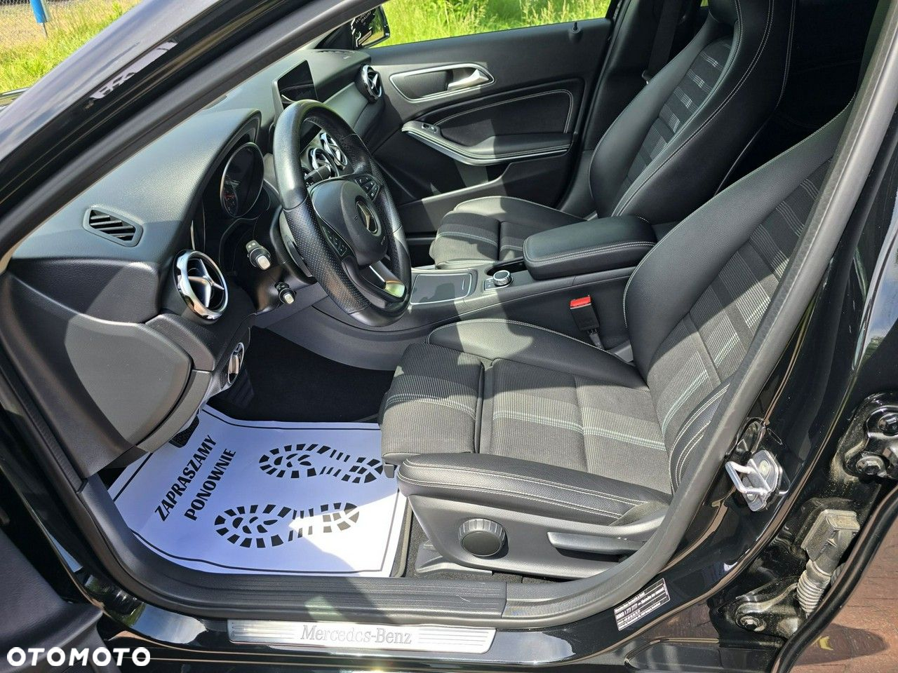 Mercedes-Benz GLA - 18
