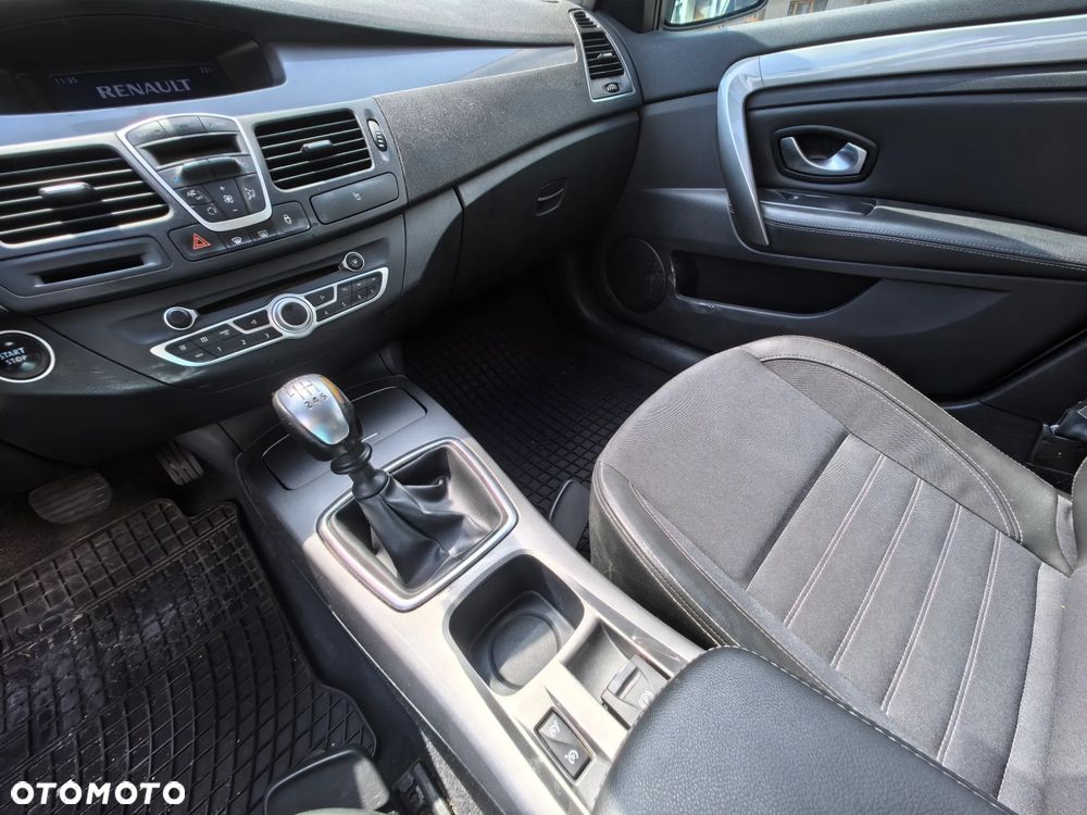 Renault Laguna 2.0 dCi Black Edition - 5