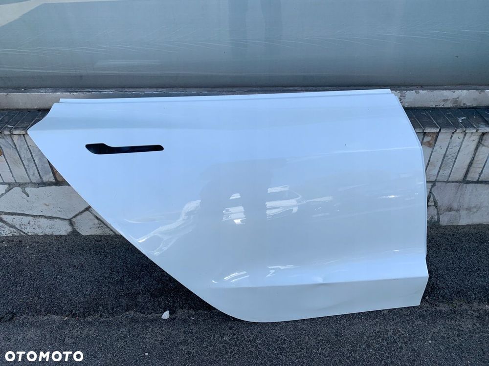 Drzwi prawe tylne prawy tył TESLA MODEL 3 - 1