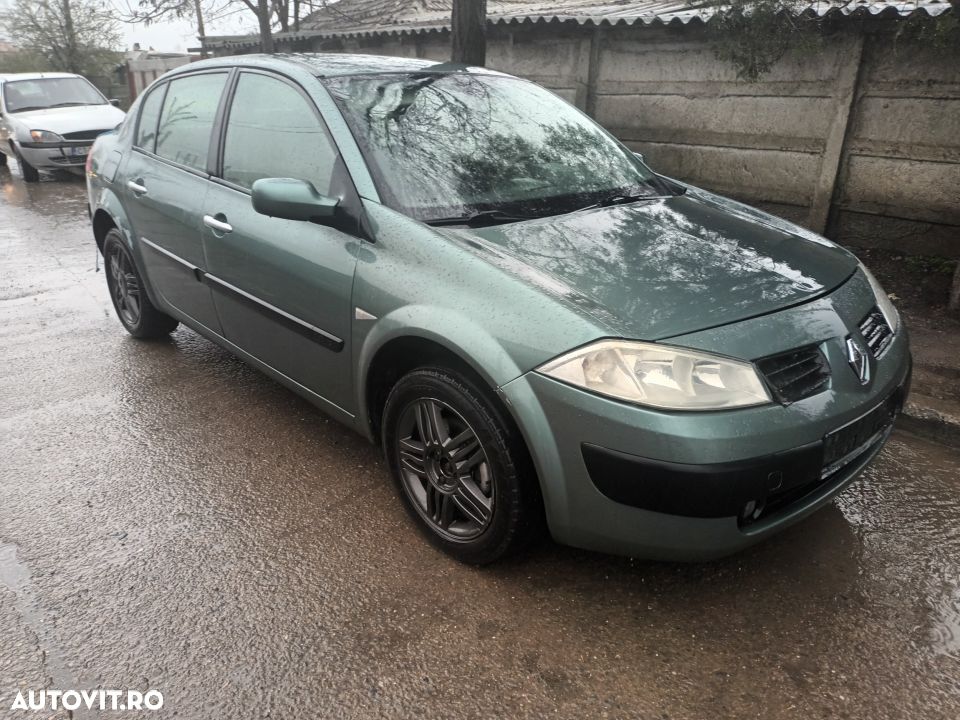 Dezmembrari  Renault MEGANE 2  2002  > 2012 1.6 Benzina - 3