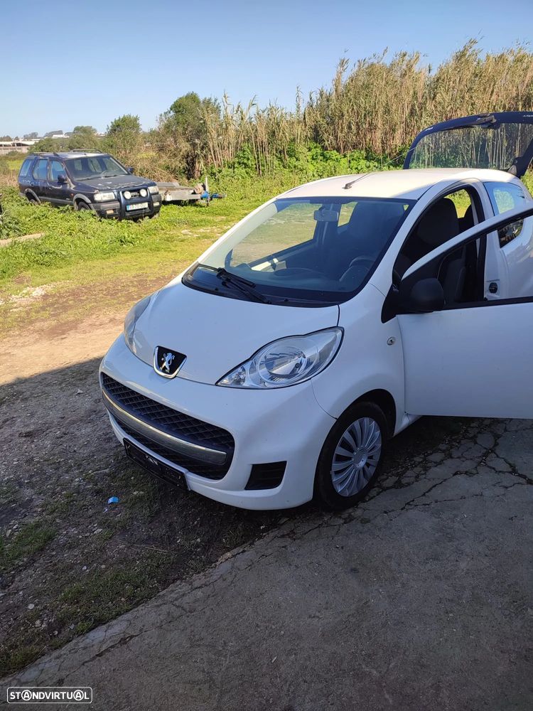 Peugeot 107 1.0 Urban Style - 1