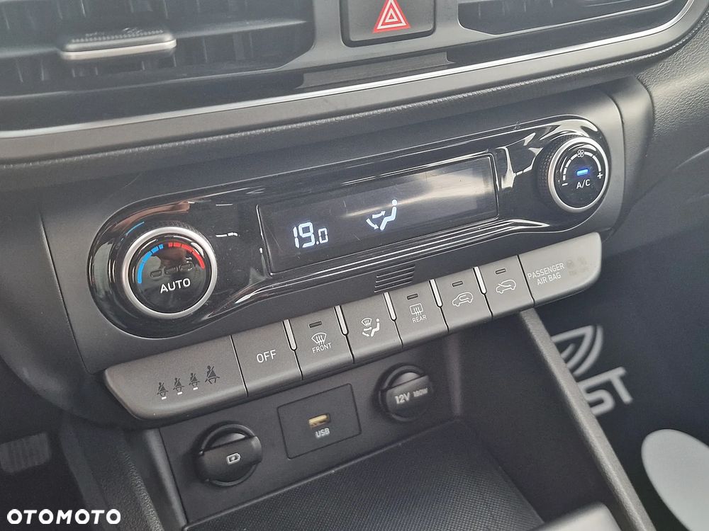 Hyundai Kona - 17